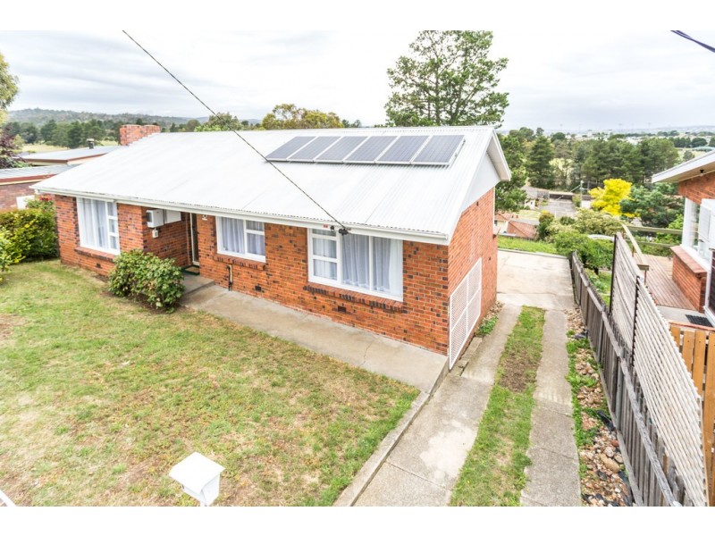 32 Parua Road, Newnham TAS 7248