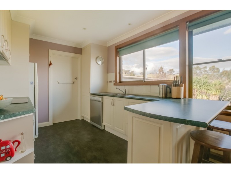 40 Benvenue Road, St Leonards TAS 7250