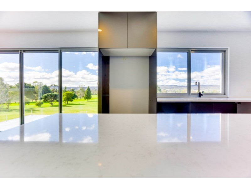 Unit 1/3 Greenway Close, Riverside TAS 7250