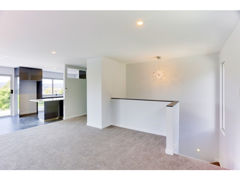Unit 1/3 Greenway Close, Riverside TAS 7250