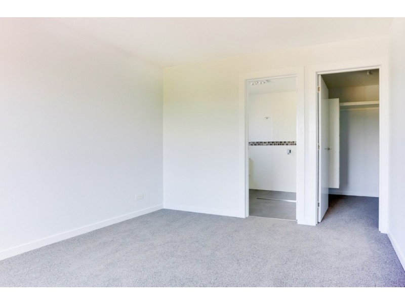 Unit 1/3 Greenway Close, Riverside TAS 7250