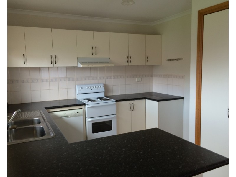 27 Rothesay Close, Newnham TAS 7248