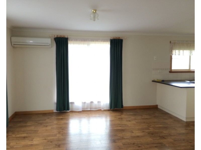 27 Rothesay Close, Newnham TAS 7248
