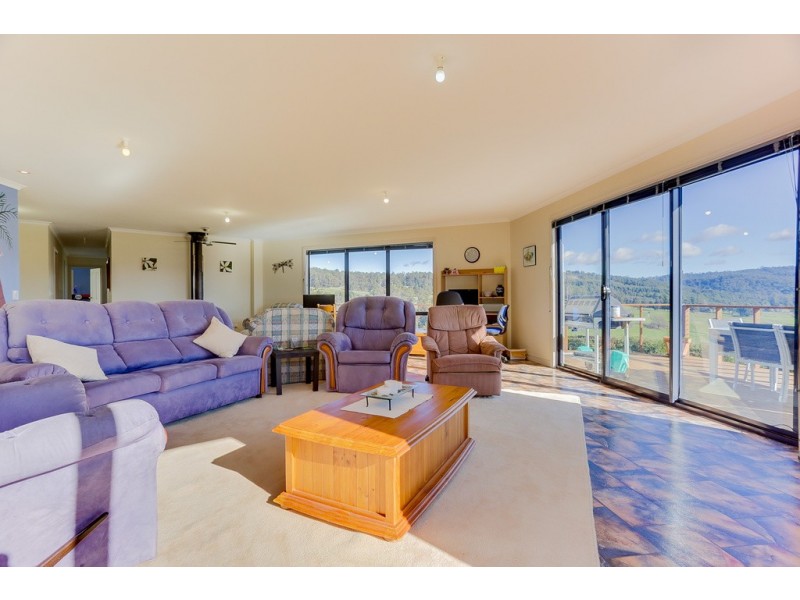 9 McBains Road, Glengarry TAS 7275