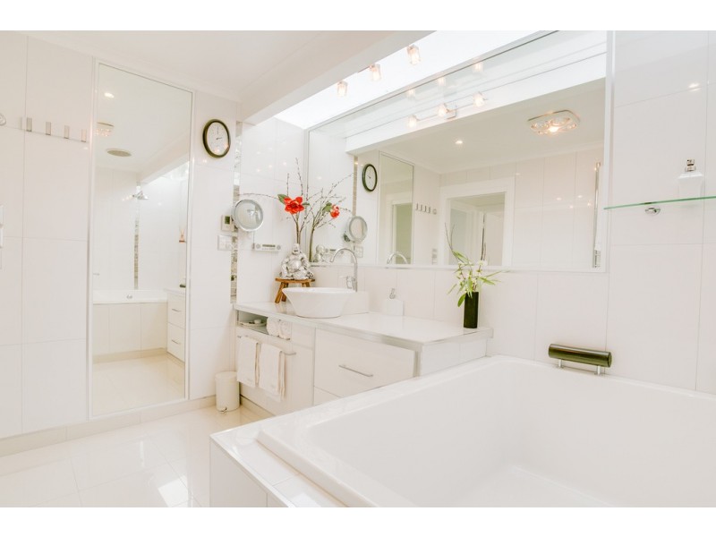 93 Robert Street, Beauty Point TAS 7270