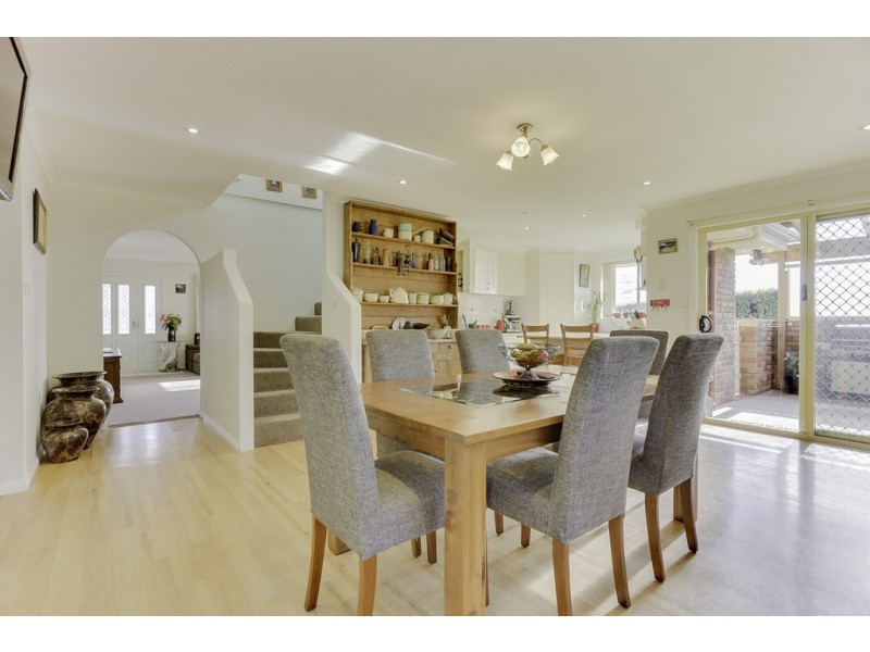 11 Pinsley Drive, St Leonards TAS 7250
