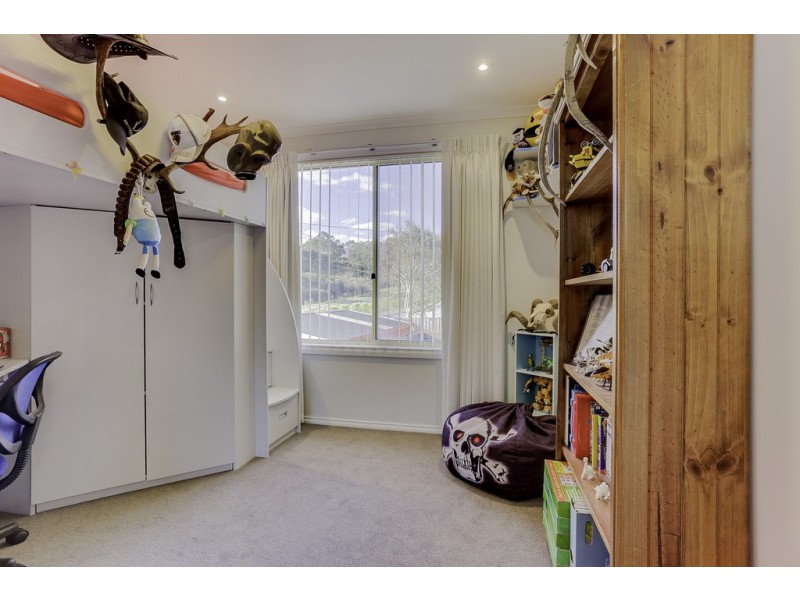 11 Pinsley Drive, St Leonards TAS 7250