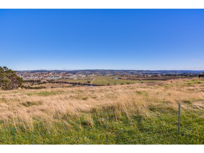 69 Wildor Crescent, Ravenswood TAS 7250