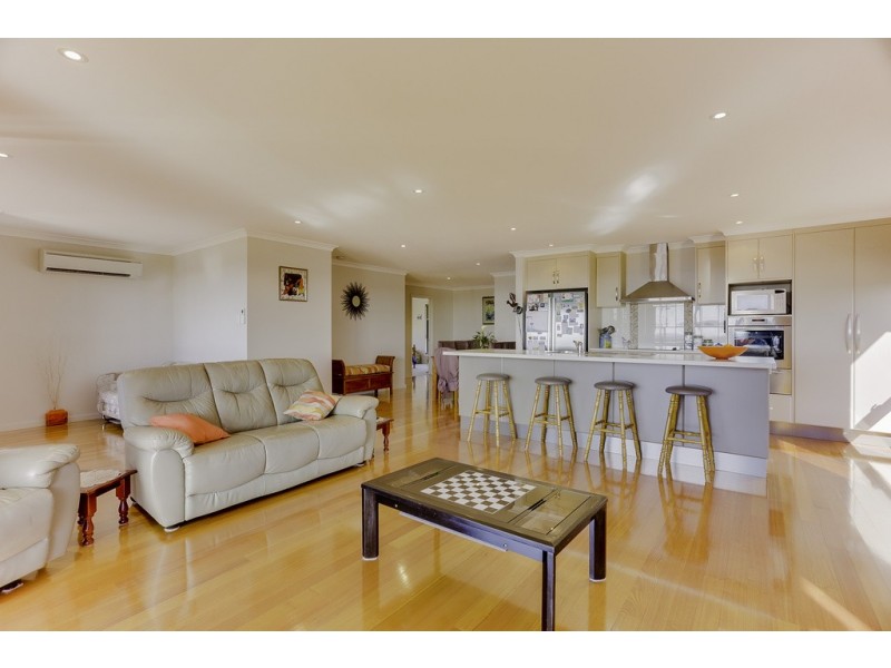 34 Tamar Crescent, Greens Beach TAS 7270