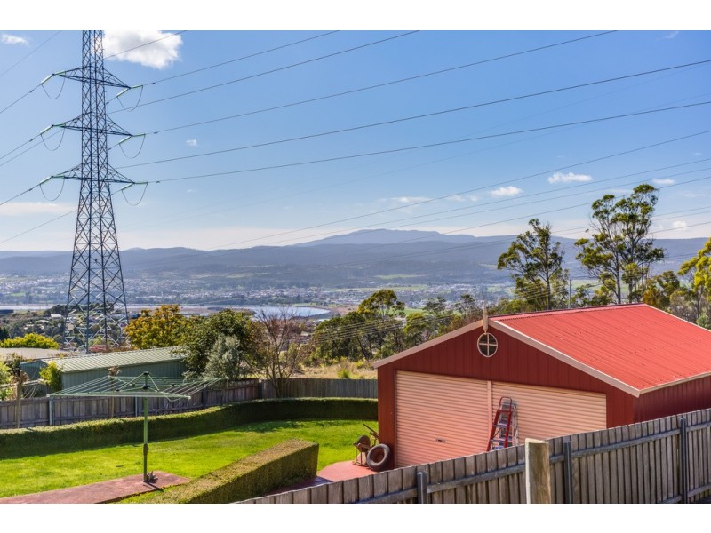 27 Havenbrook Drive, Trevallyn TAS 7250