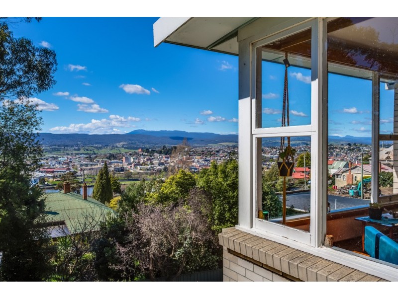 4 Wattle Way, Trevallyn TAS 7250