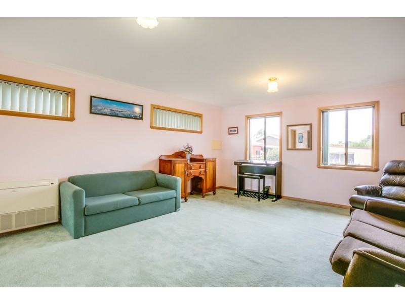 17 Taylor Street, Westbury TAS 7303