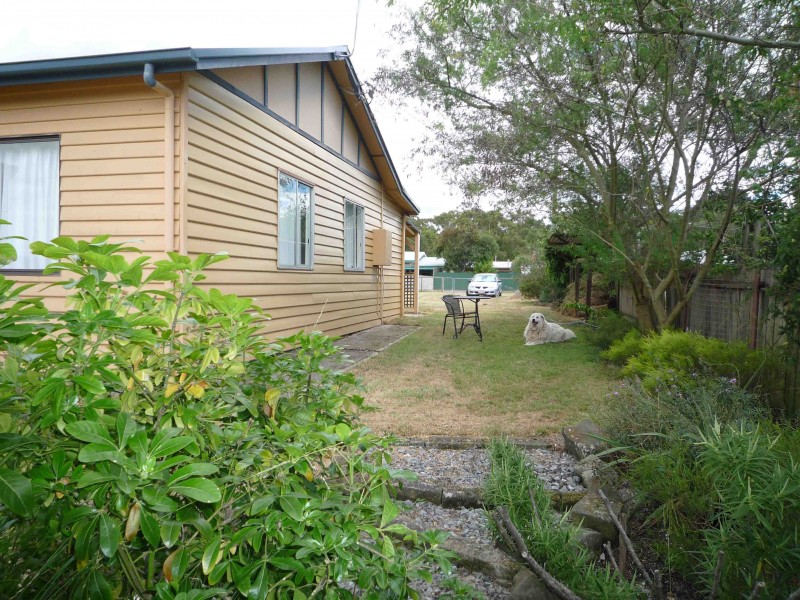 4 Nairana Street, Gravelly Beach TAS 7276