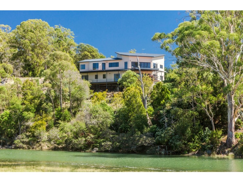 5 Old Coach Road, Gravelly Beach TAS 7276
