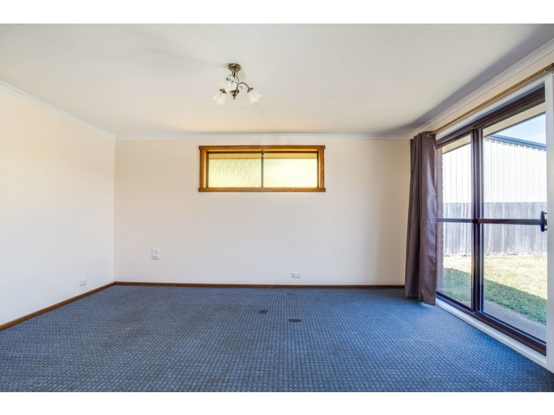 Unit 2/4 Luck Street, Mowbray TAS 7248