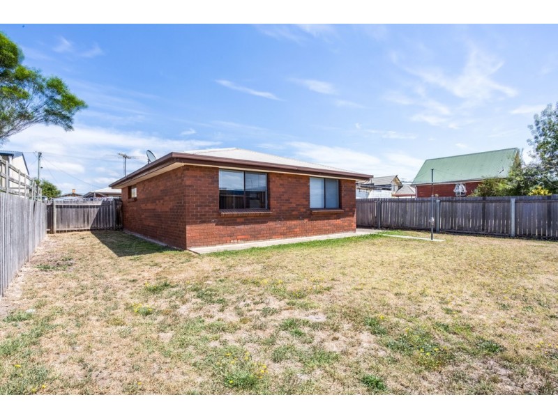 Unit 2/4 Luck Street, Mowbray TAS 7248