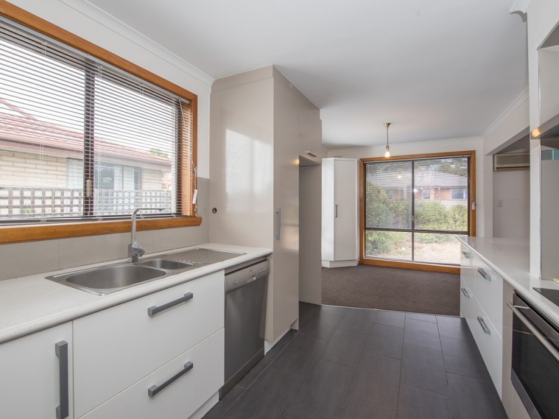 17 Chifley Street, Kings Meadows TAS 7249