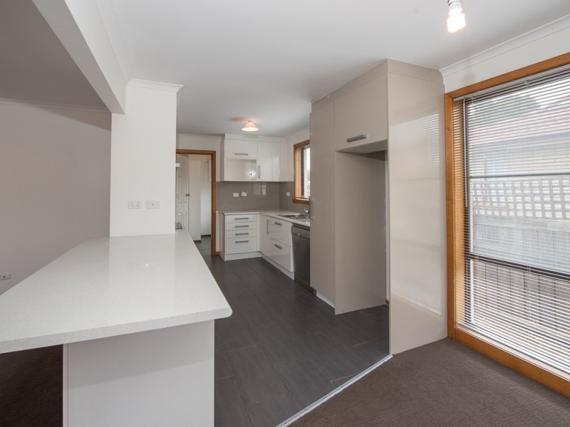 17 Chifley Street, Kings Meadows TAS 7249