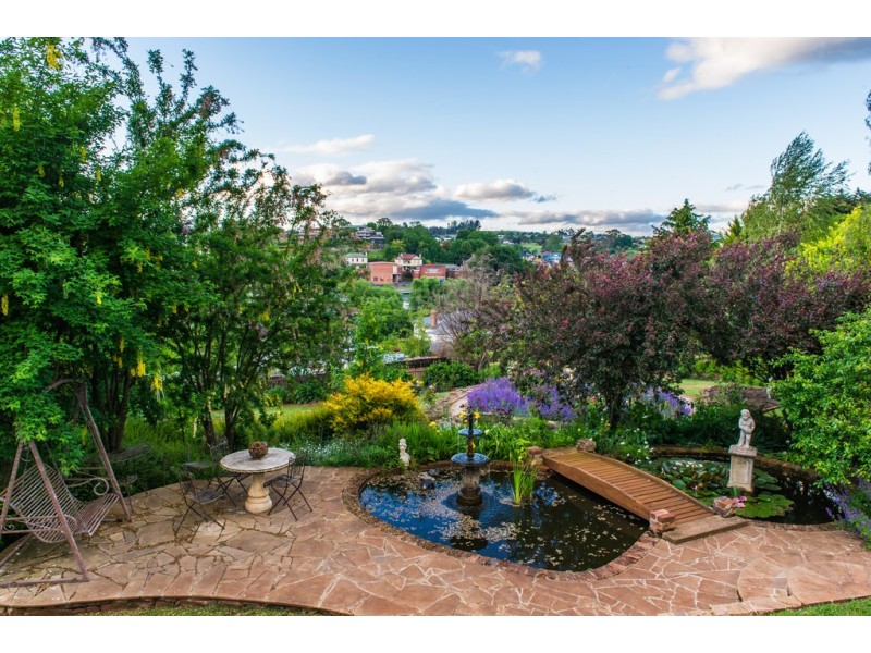 13 East Barrack Street, Deloraine TAS 7304
