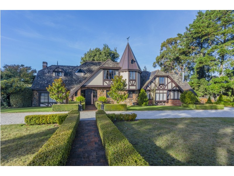 8 Christine Avenue, Devon Hills TAS 7300