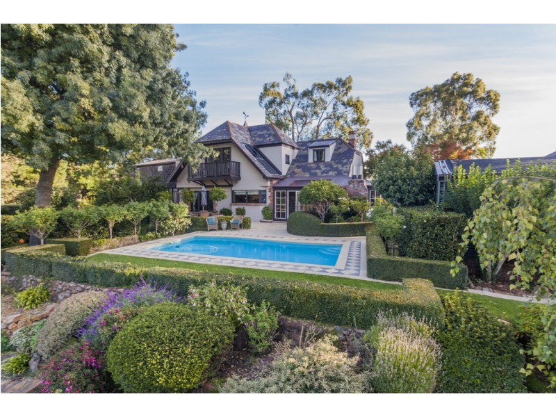 8 Christine Avenue, Devon Hills TAS 7300