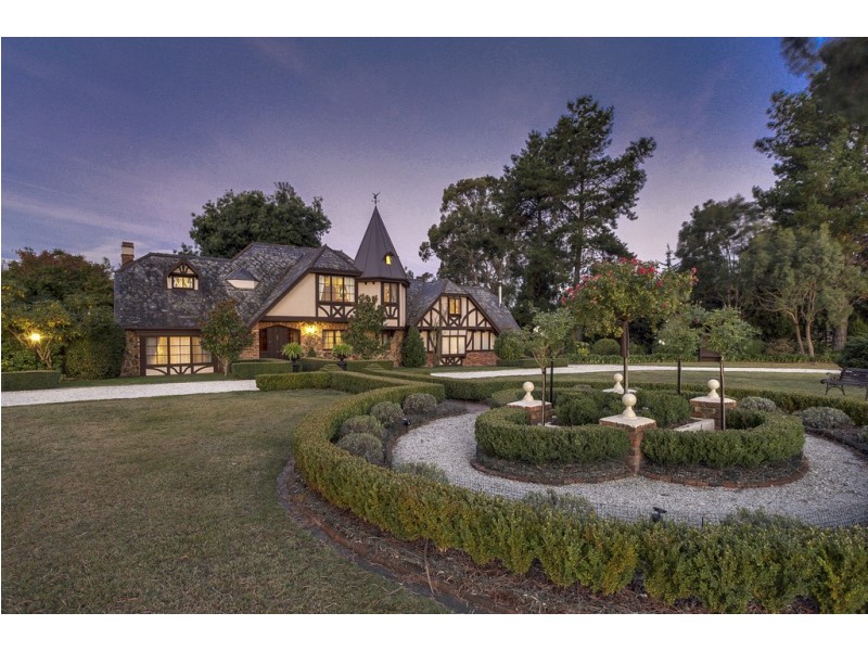 8 Christine Avenue, Devon Hills TAS 7300