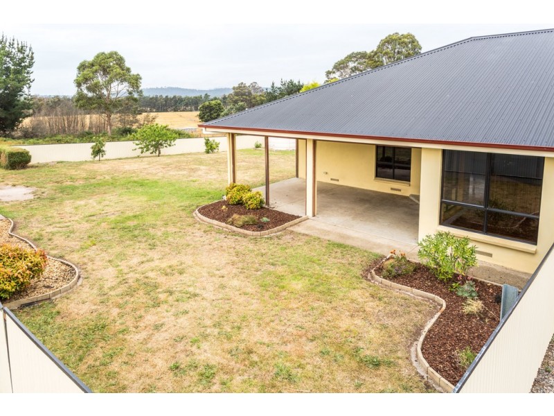 20 Weld Street, Beaconsfield TAS 7270