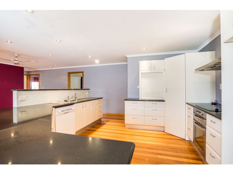 20 Weld Street, Beaconsfield TAS 7270