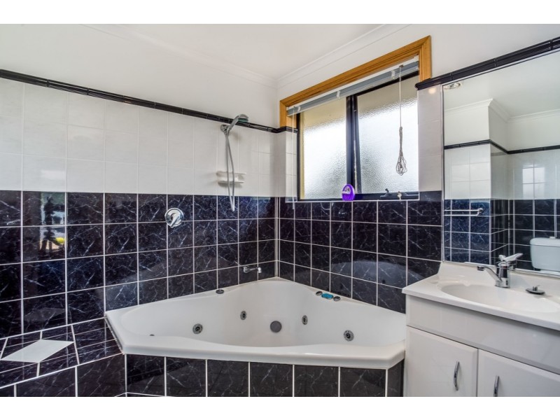 20 Weld Street, Beaconsfield TAS 7270