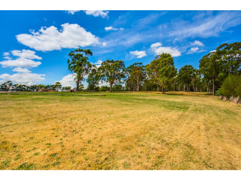148 Freshwater Point Road, Legana TAS 7277