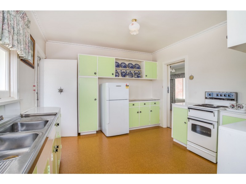 5 Pendennis Street, Riverside TAS 7250