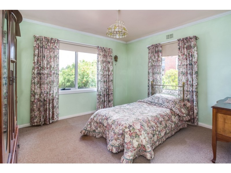 5 Pendennis Street, Riverside TAS 7250