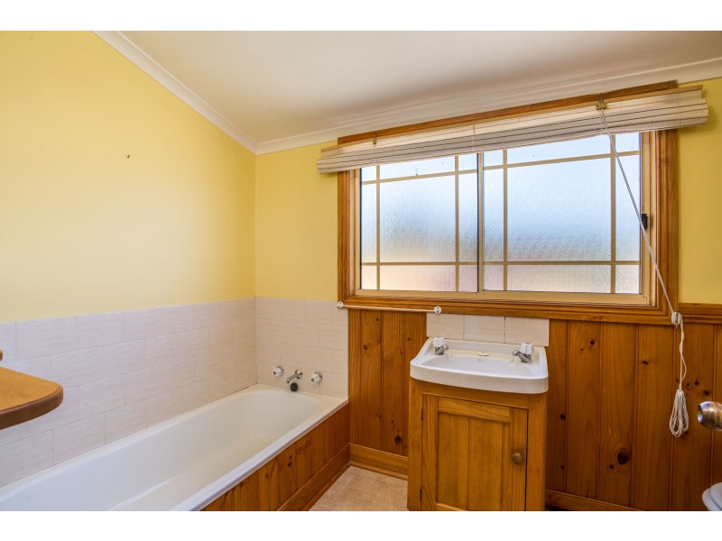 50 Gibbs Street, Beaconsfield TAS 7270