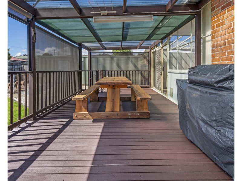 21 Helenwood Grove, Newnham TAS 7248