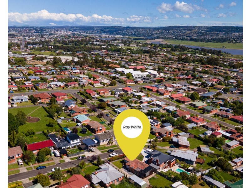 21 Helenwood Grove, Newnham TAS 7248