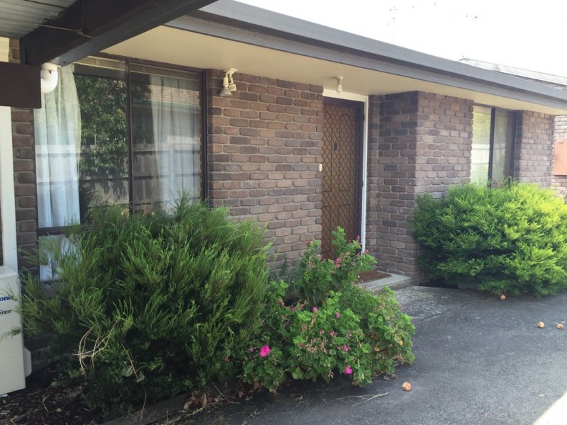2/19 Wallace Street, Newnham TAS 7248