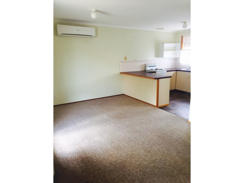 2/19 Wallace Street, Newnham TAS 7248