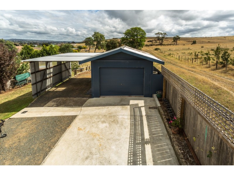9 Abels Hill Road, St Leonards TAS 7250