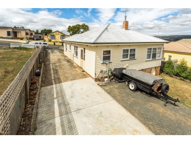 9 Abels Hill Road, St Leonards TAS 7250