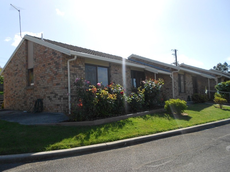 8 Gallagher Drive, Riverside TAS 7250