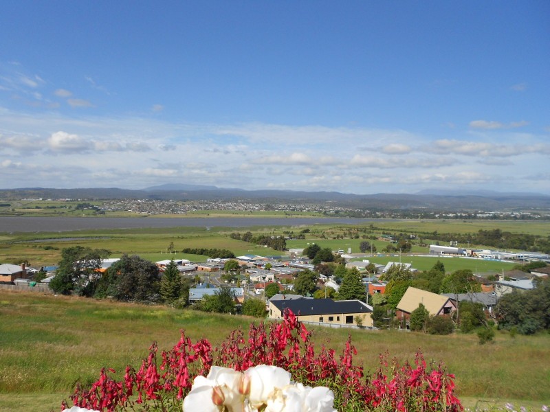 8 Gallagher Drive, Riverside TAS 7250