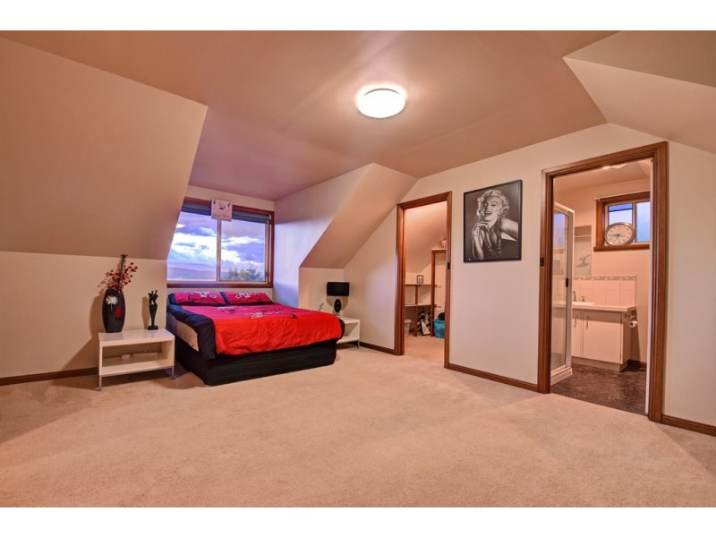 5 Levella Court, Trevallyn TAS 7250
