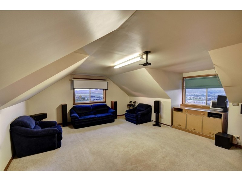 5 Levella Court, Trevallyn TAS 7250