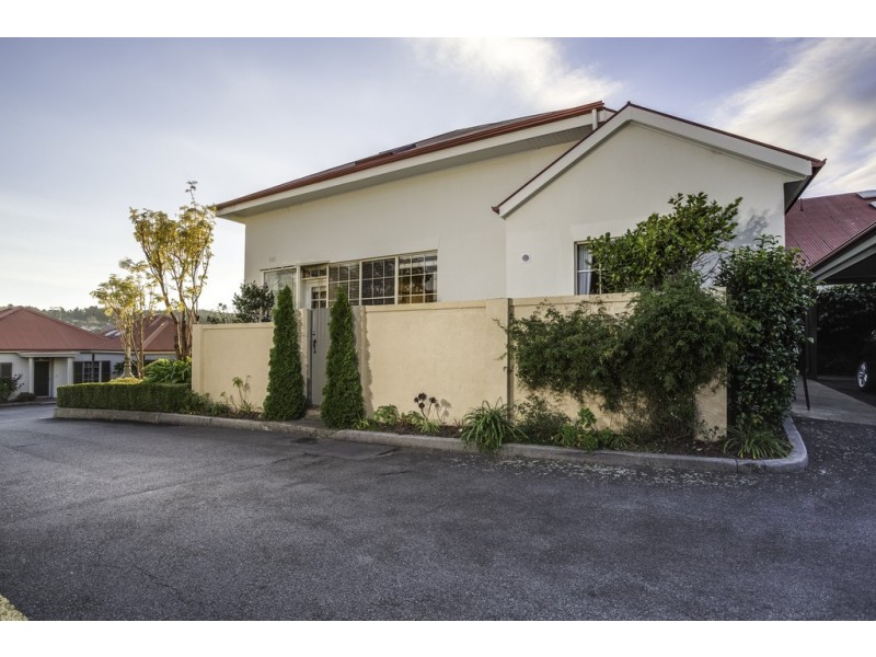 11 St John Crescent, Launceston TAS 7250