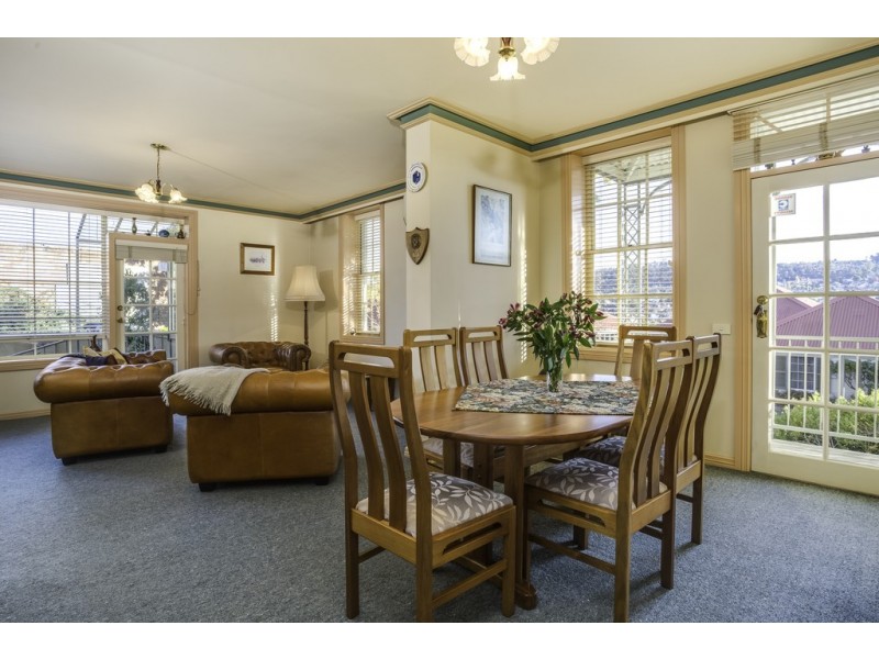 11 St John Crescent, Launceston TAS 7250