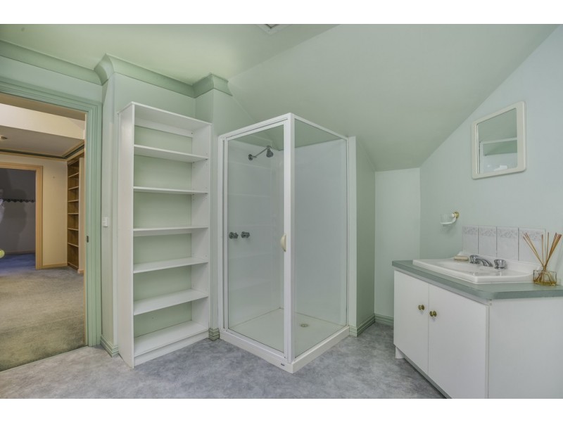 11 St John Crescent, Launceston TAS 7250