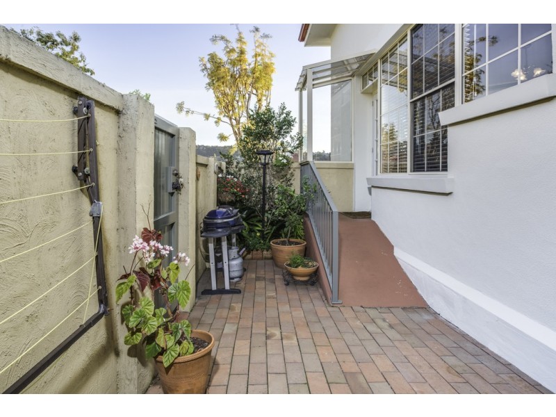 11 St John Crescent, Launceston TAS 7250