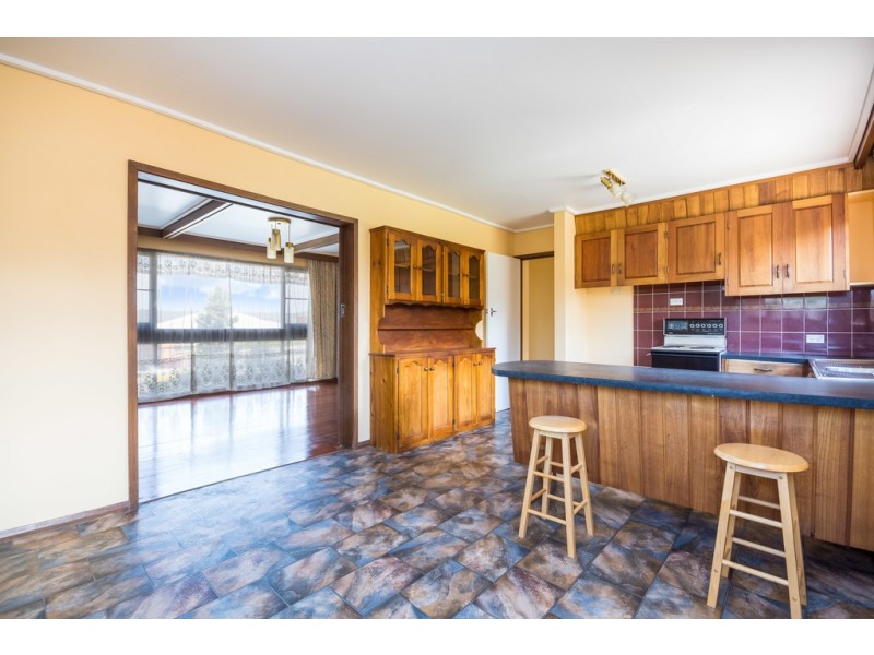 26 Julie Crescent, Newnham TAS 7248