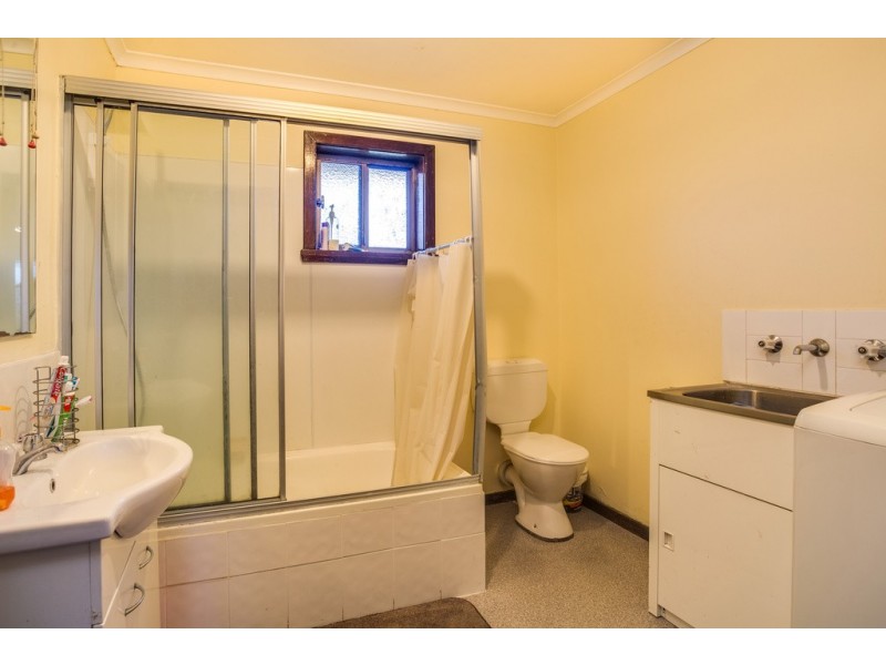 9/4 Alanvale Road, Newnham TAS 7248