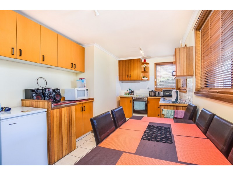 Unit 2/4 Glyndon Court, Norwood TAS 7250